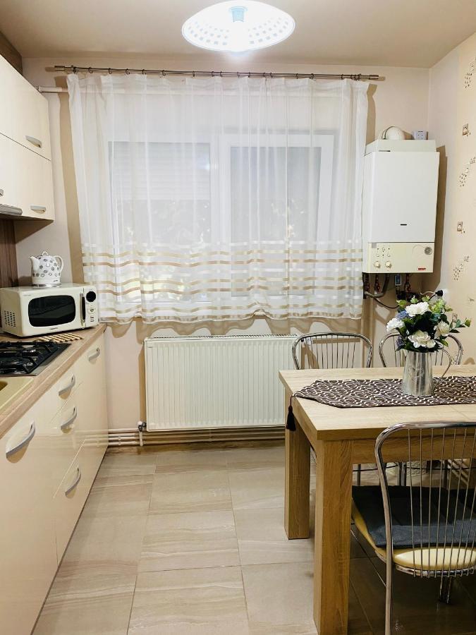 Sellada Apartament - Free Private Parking,Ac,Wi-Fi Карей Екстер'єр фото